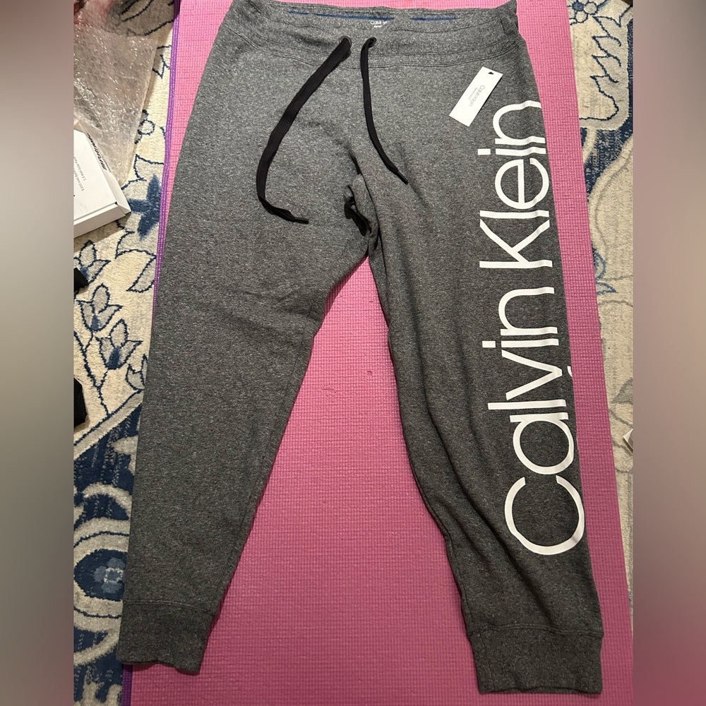 NEW TAGS ON Calvin Klein Performance Joggers Gray Size XL